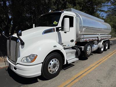 Kenworth T680 5400 Gallon Gasoline / Fuel Truck - Paccar 430HP, 12 Speed Automatic