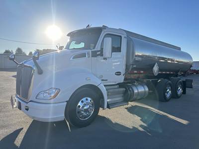 Kenworth T680 4800 Gallon Gasoline / Fuel Truck - Paccar 400HP, 12 Speed Automatic