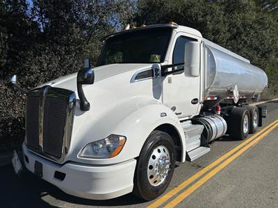 Kenworth T680 4800 Gallon Gasoline / Fuel Truck - Paccar 400HP, 12 Speed Amt