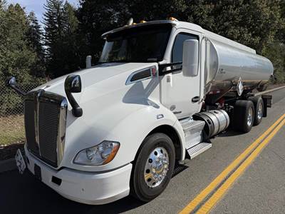 Kenworth T680 4800 Gallon Gasoline / Fuel Truck - Paccar 400HP, 12 Speed Amt