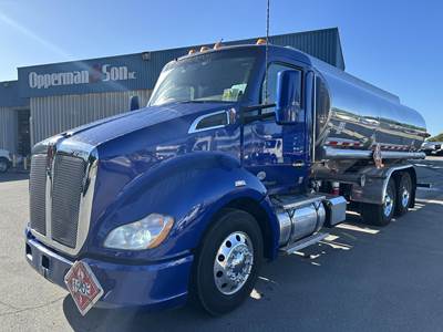 Kenworth T680 4563 Gallon Gasoline / Fuel Truck - Paccar 430HP, 12 Speed Amt