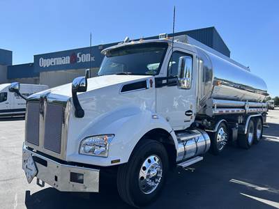 Kenworth T880 5400 Gallon Gasoline / Fuel Truck - Paccar 510HP, 13 Speed Manual