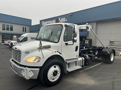 Freightliner M2 106 Single Axle Hooklift Truck - Detroit, 230HP, Automatic