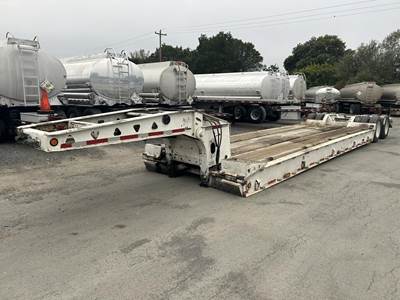 Trail King 45x102 Tandem Axle Lowboy Trailer - Air Ride, Fixed Axle