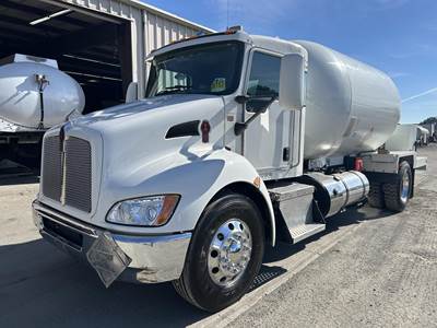 Kenworth T370 75 Gallon Propane Truck - Paccar 270HP, Automatic