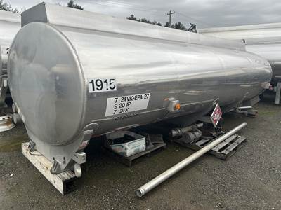 Polar 4500 GAL Truck Tank