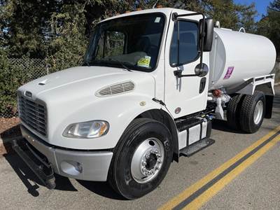 Freightliner M2 106 Water Truck - Cummins 200HP, Automatic