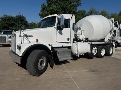 2016 Kenworth W900 Mixer / Ready Mix / Concrete Truck