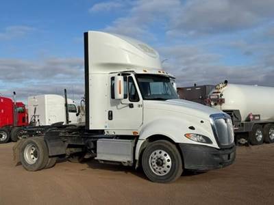 International ProStar Single Axle Day Cab Truck - Cummins 400HP, 10 Speed Manual