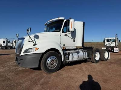 International ProStar Day Cab Truck - Cummins 400HP, 10 Speed Manual
