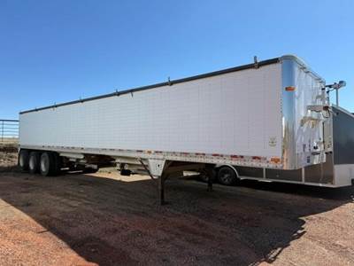 WILSON DWH-550 Hopper / Grain Trailer