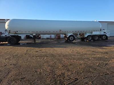 Trinity Industries 53ft Quad Axle Mild Steel Industrial Gas Tank Trailer - Air Ride