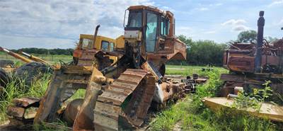Caterpillar D8R Dozer