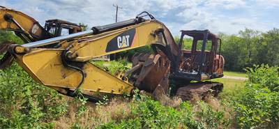 Caterpillar 320DL Excavator