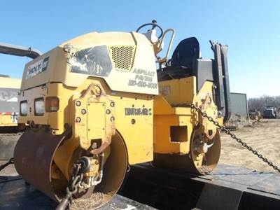 Caterpillar CB14 Smooth Drum Roller Compactor