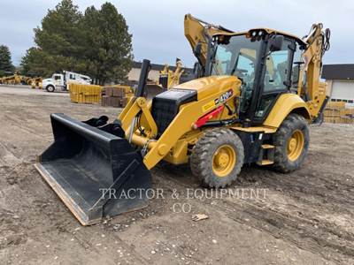 Caterpillar 420 XE Backhoe