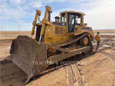 Caterpillar D8R Dozer