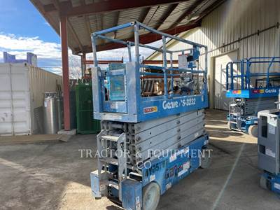 Genie GS-3232 Scissor Lift