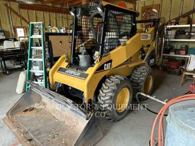 Caterpillar 242B Skid Steer