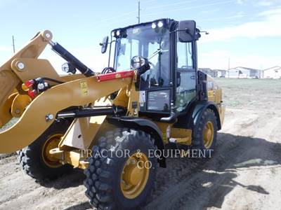 Caterpillar 906 Wheel Loader