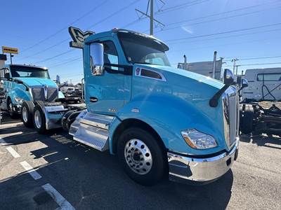 Kenworth T680 Day Cab Truck - Paccar 455HP, 10 Speed Automatic