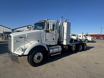Kenworth T800 Day Cab Truck - Cummins 400HP, 18 Speed Manual