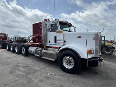 Peterbilt 367 Quad Axle Day Cab Truck - Cummins 500HP