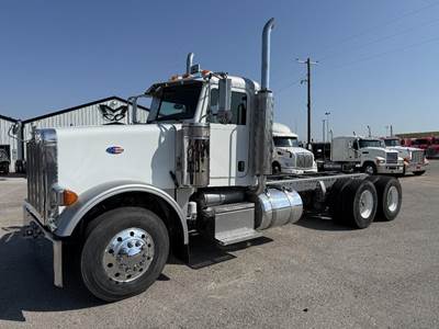 Peterbilt 378 Day Cab Truck - Cummins 485HP