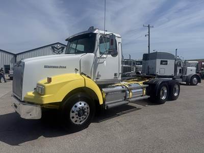 Western Star 4900 Day Cab Truck - Detroit 450HP, 10 Speed Manual