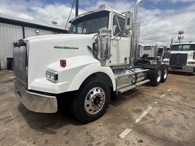 Western Star 4900 Day Cab Truck - Detroit 505HP