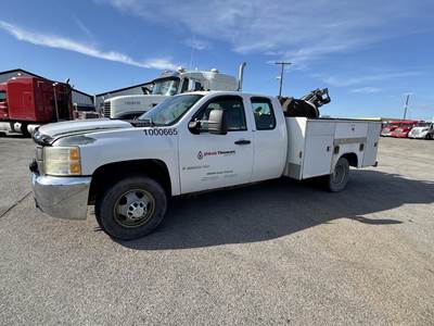 Chevrolet 3500 Mechanic / Service Truck