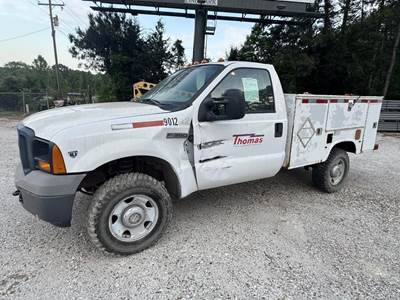 Ford F-350 Mechanic / Service Truck - 305HP