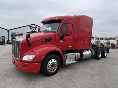 Peterbilt 579 Sleeper Semi Truck - 80" Raised Roof Sleeper, Paccar 455HP, 10 Speed Automatic