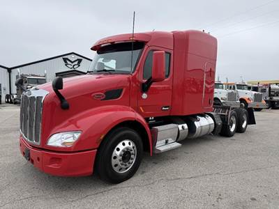Peterbilt 579 Sleeper Semi Truck - 80" Raised Roof Sleeper, Paccar 455HP, 10 Speed Automatic