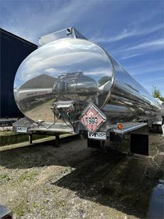 Polar 406 Tank Trailer