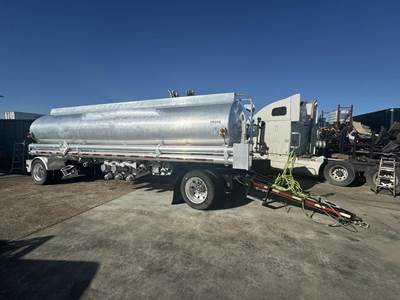 Weld-It 406 AL PUP Tank Trailer