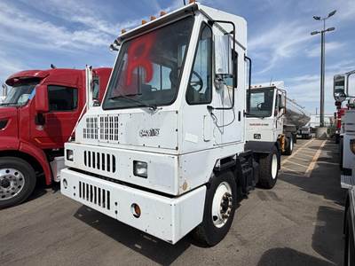 Kalmar Ottawa 30 Yard Spotter Truck - Cummins
