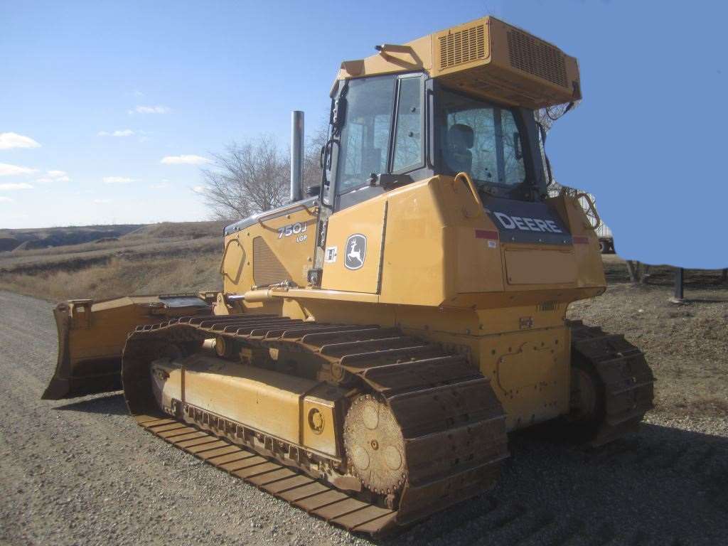 2012 JOHN DEERE 750J LGP For Sale, 2,480 Hours Minneapolis, MN