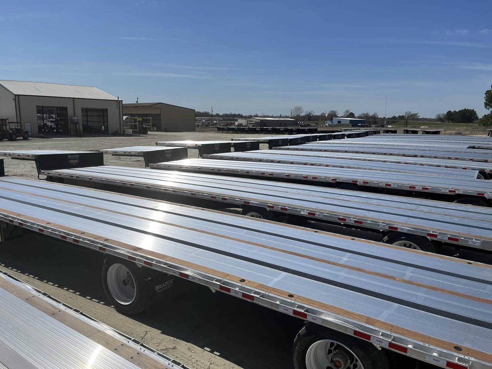 2024 Brazos 53x102 Combination Drop Deck Trailer Air Ride, Sliding Spread Axle For Sale