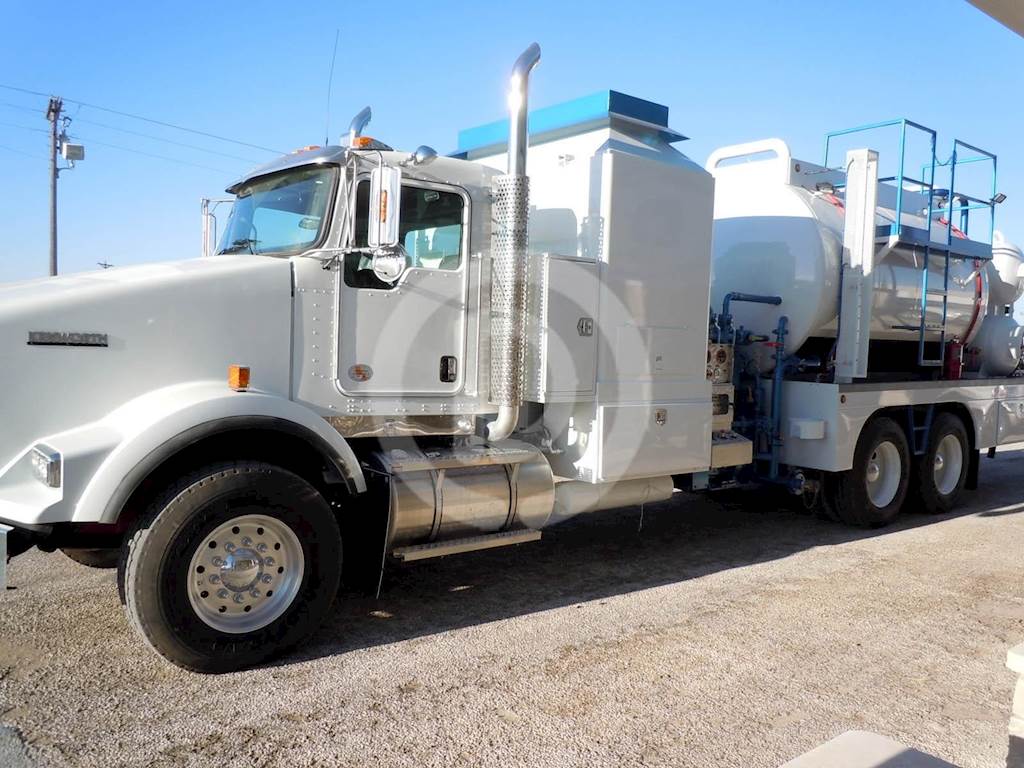 2019 Kenworth T800 Oil Field Truck, 1650HP, Manual For Sale Abilene