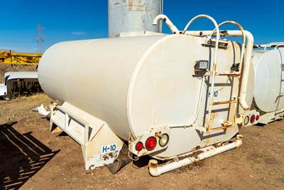 Custom 2000 GAL Truck Tank