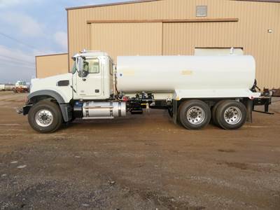 Mack Granite 64FR 4000 Gallon Water Truck - MP7 365HP, 12 Speed M Drive Automatic