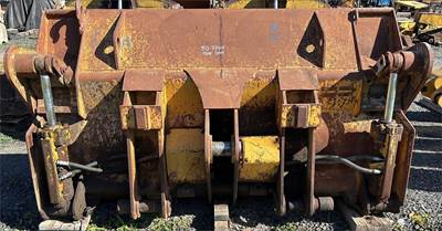 Caterpillar 963C 4-in-1 Bucket