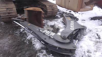 Volvo BL70B Backhoe