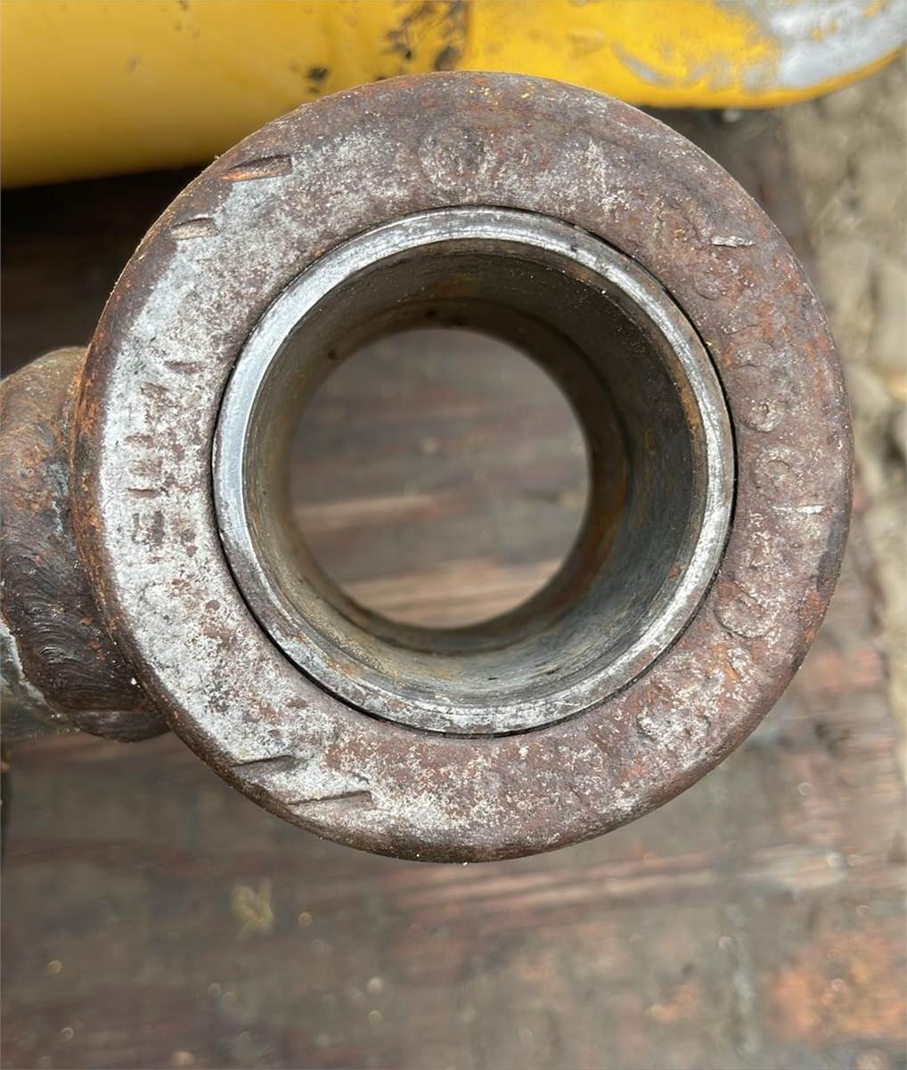 John Deere Bucket Cylinder For Sale Union Gap, WA RE38227