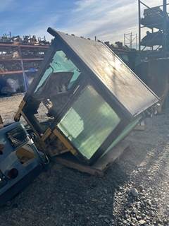 Caterpillar 525 Cab