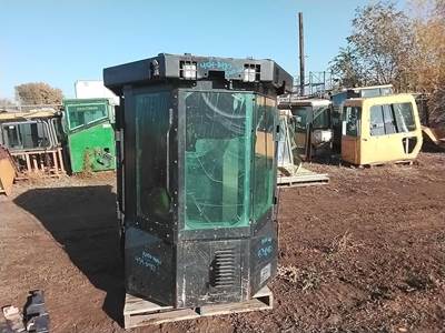 Caterpillar 525D EROPS Cab