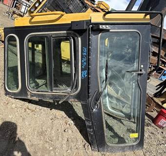 Caterpillar Cab