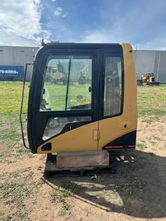 Caterpillar Cab