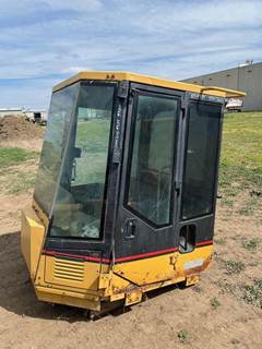 Caterpillar Cab